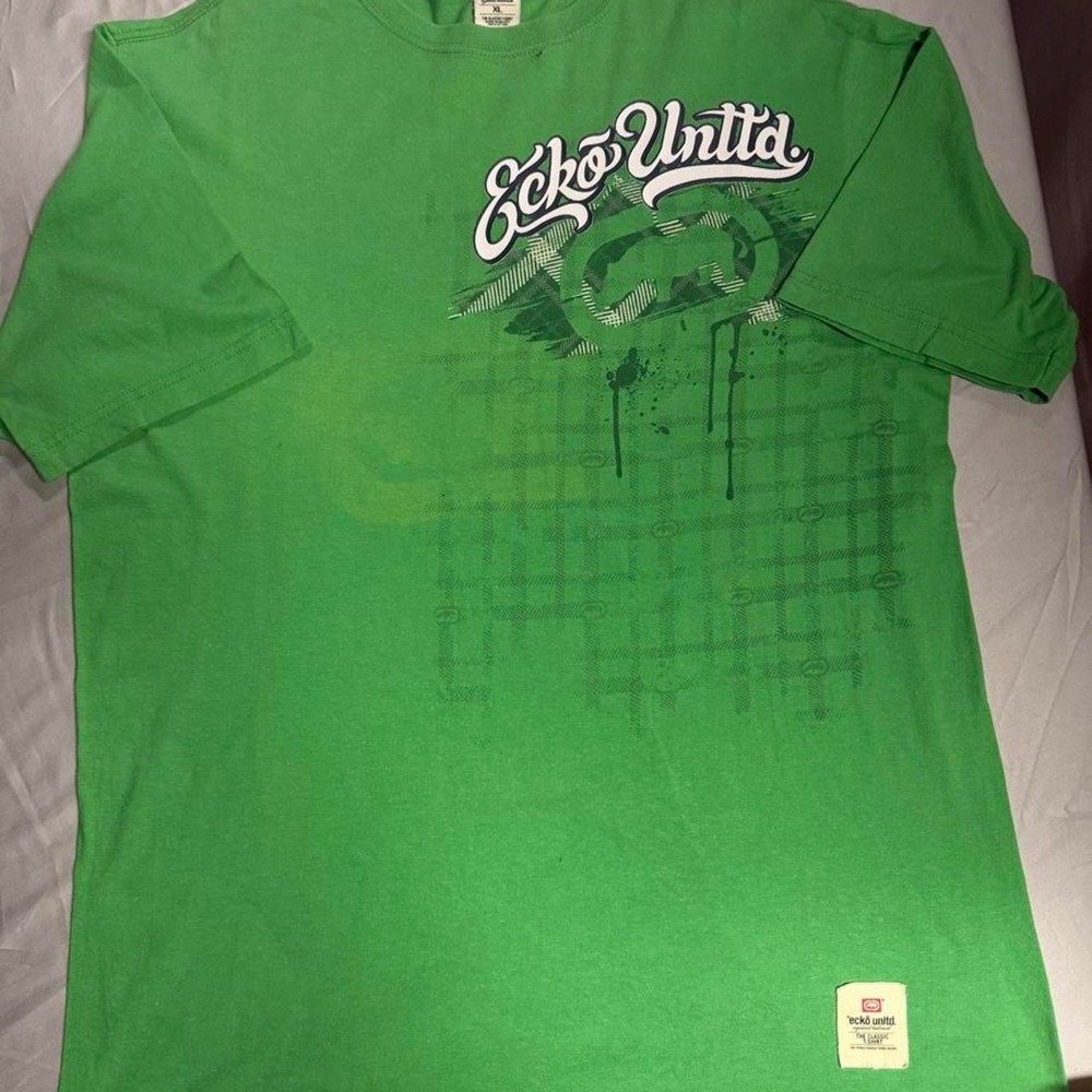 Ecko Unltd Rhino Plaid Graphic Tee — Size XL